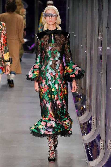 2017 gucci coat|Gucci RTW Fall 2017 [Photos] .